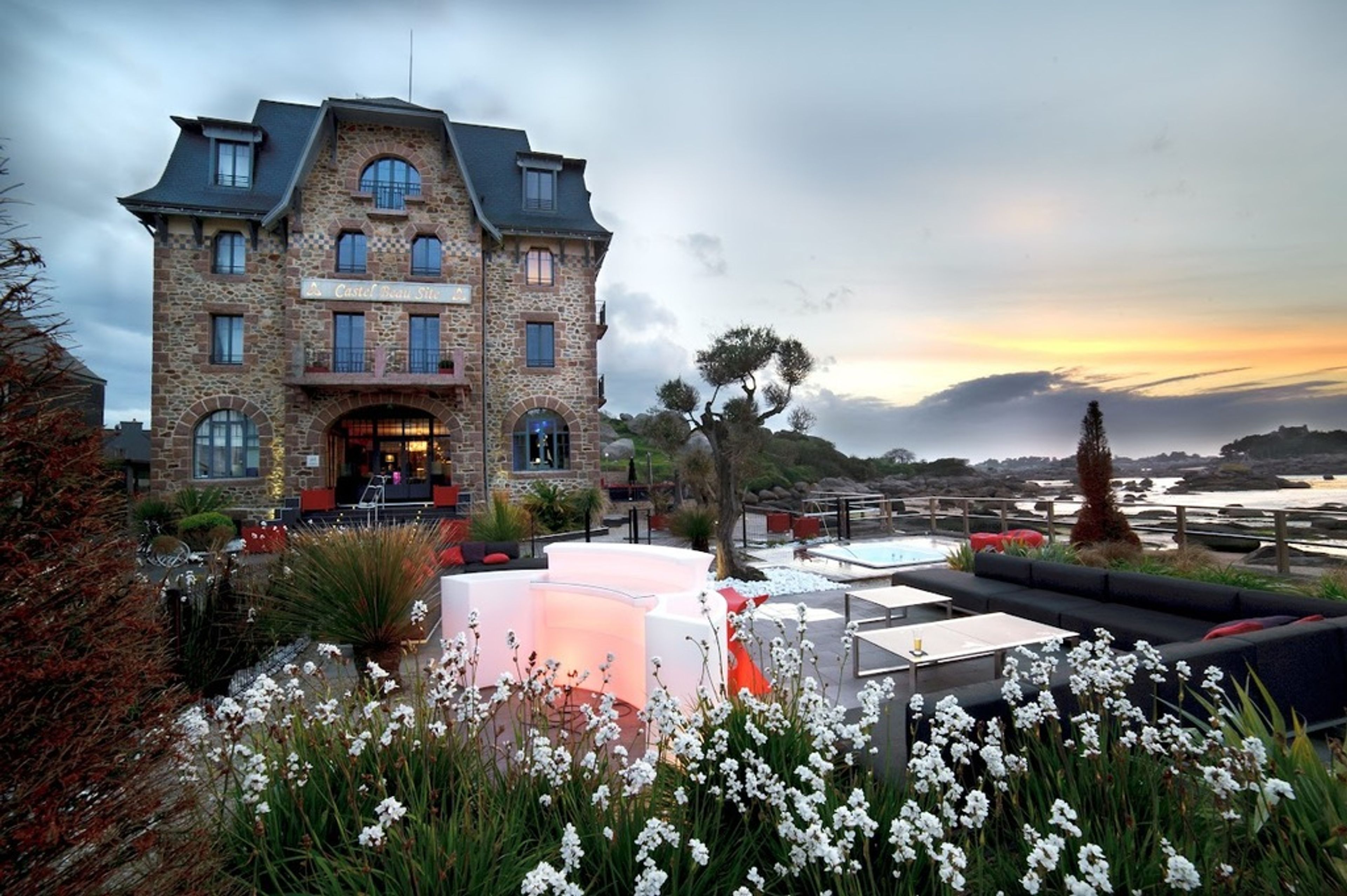 Castel Beau Site