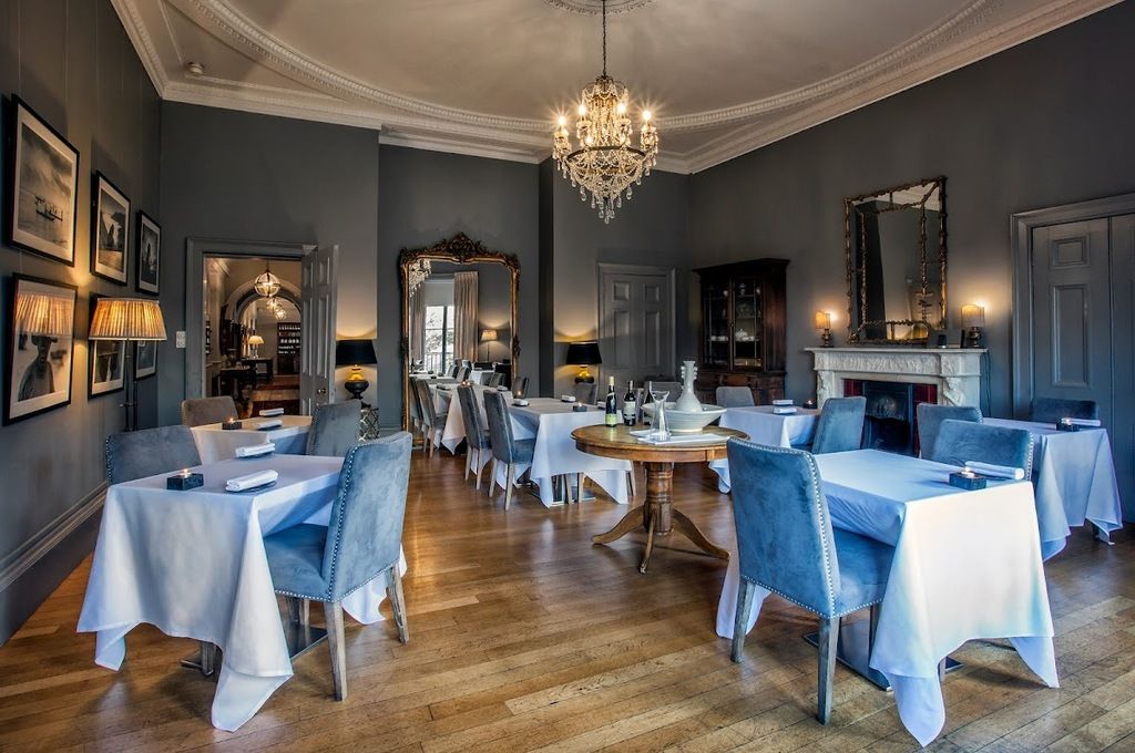 Grays Court Hotel and The Bow Room Restaurant – Photo 3