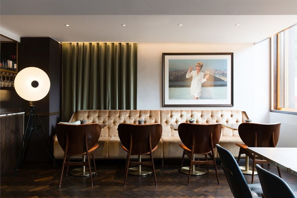 The Athenaeum Hotel & Residences – Photo 5