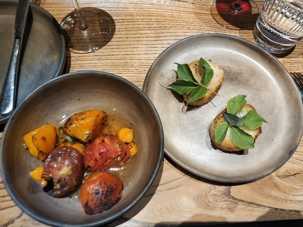 Leo Wine & Kitchen – Photo 4