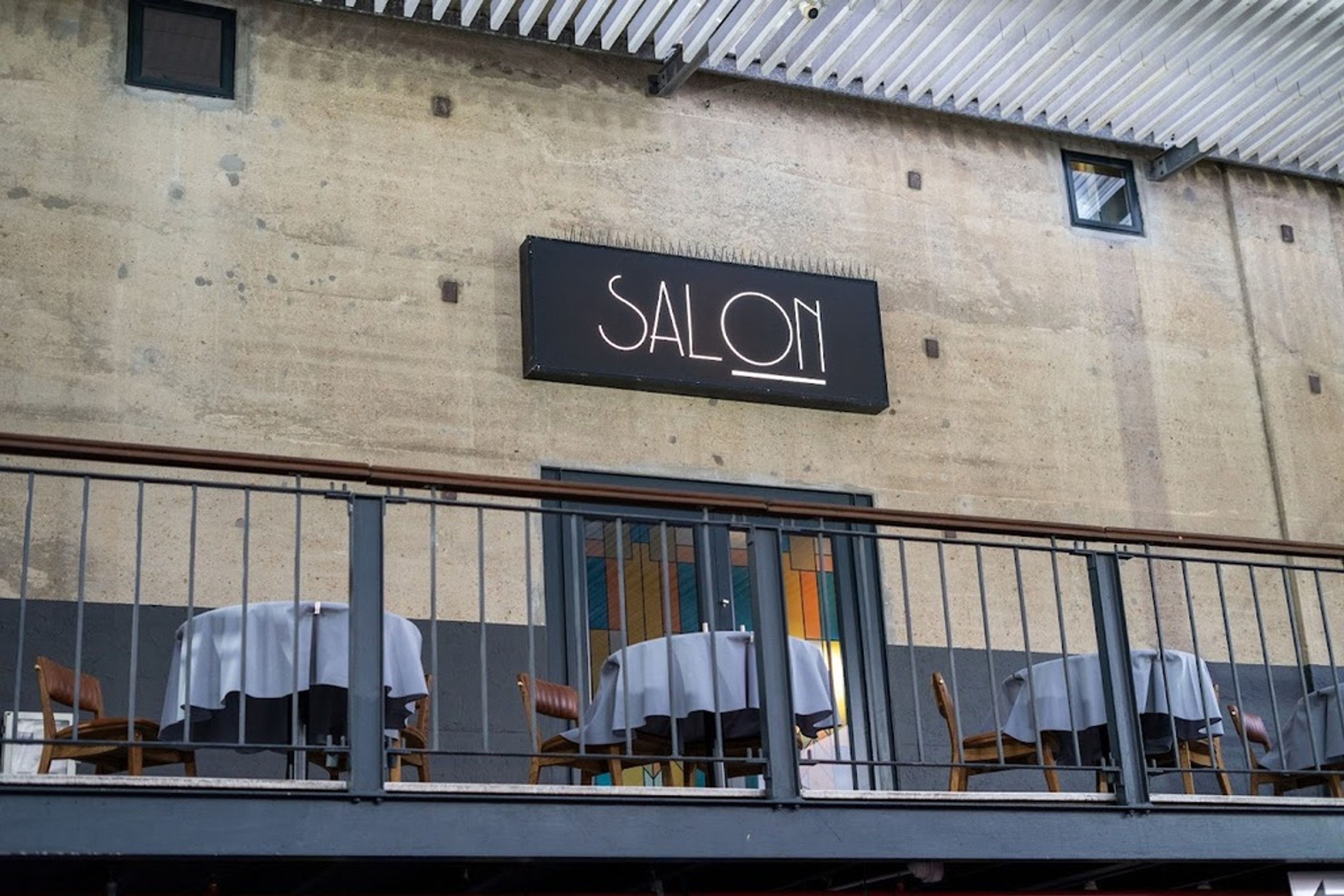 Salon