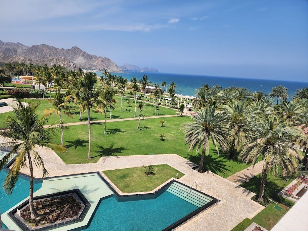Al Bustan Palace, a Ritz-Carlton Hotel – Photo 3