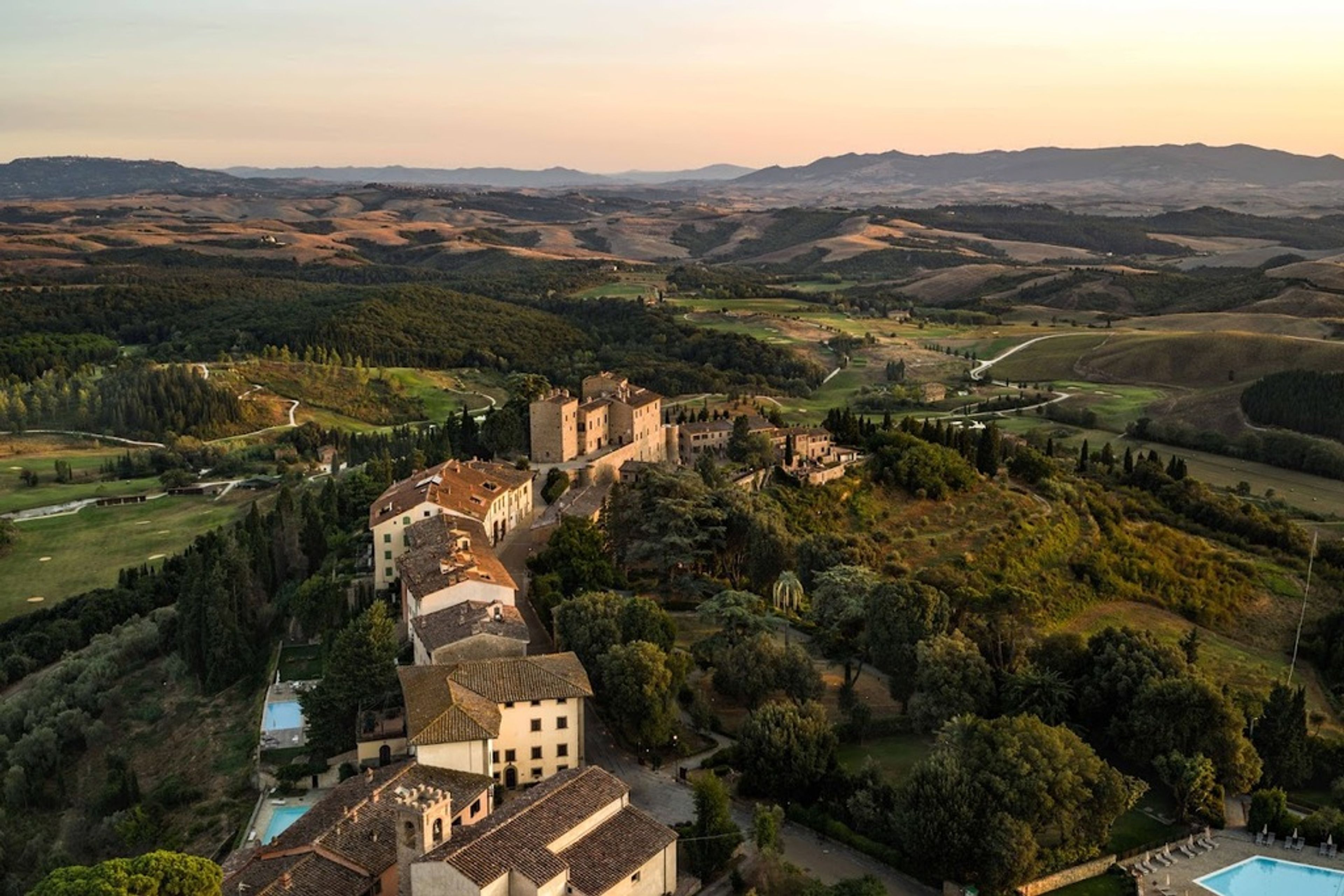 Castelfalfi, Hotel