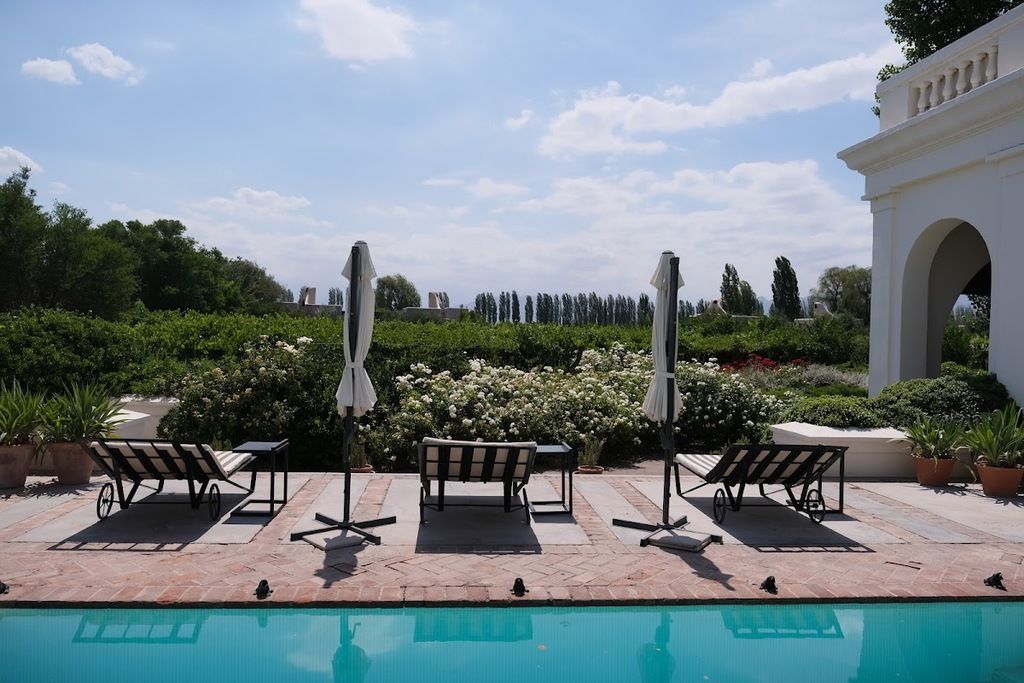 Cavas Wine Lodge – Photo 3