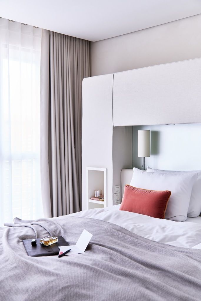 SIDE Design Hotel Hamburg – Photo 6