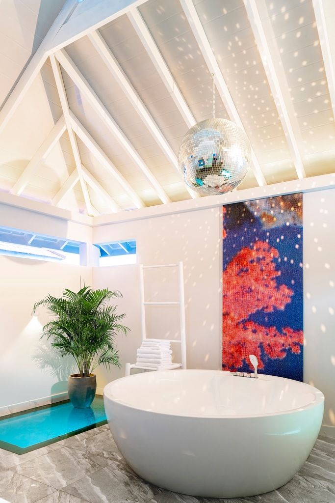 The Standard, Huruvalhi Maldives – Photo 4