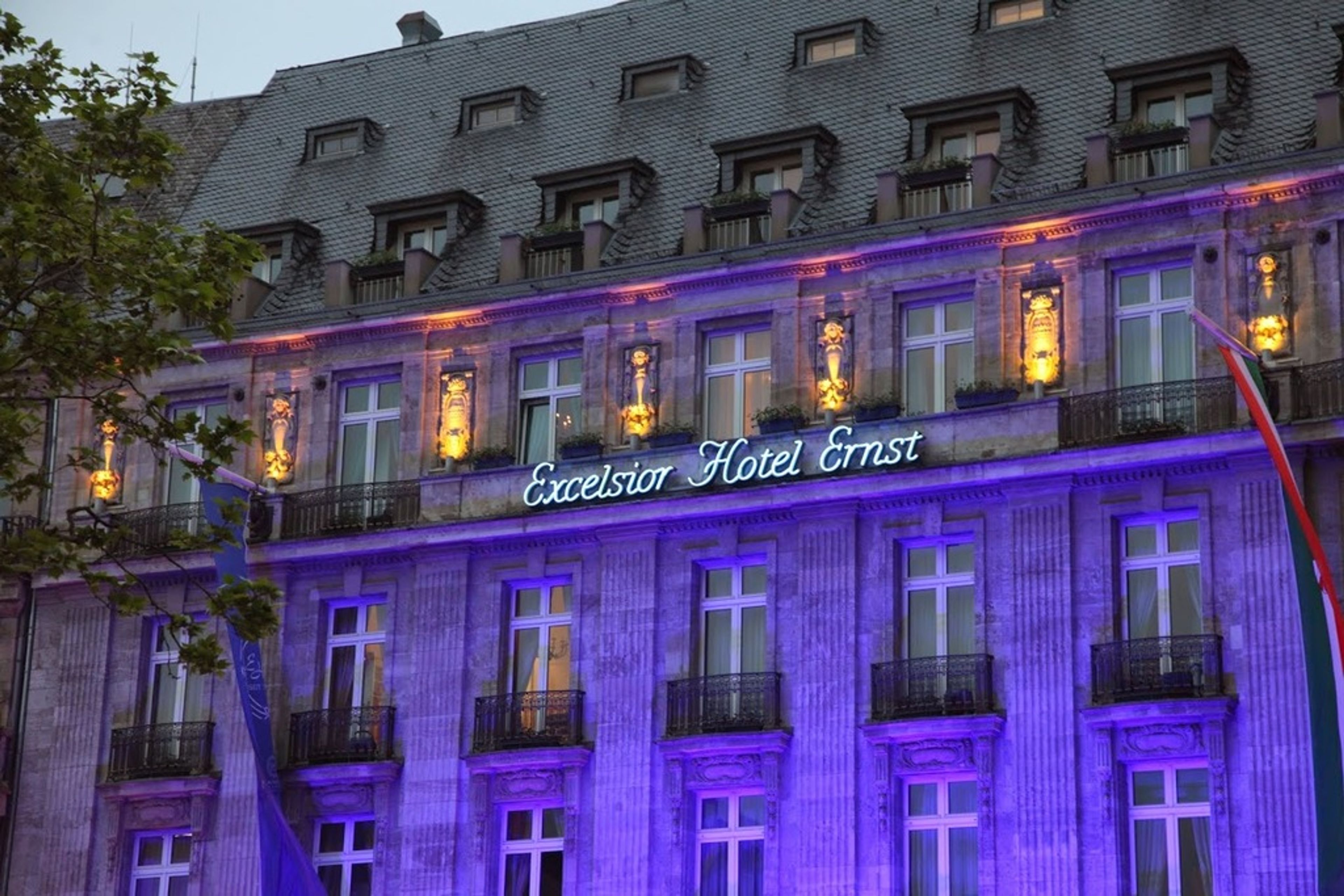 Excelsior Hotel Ernst
