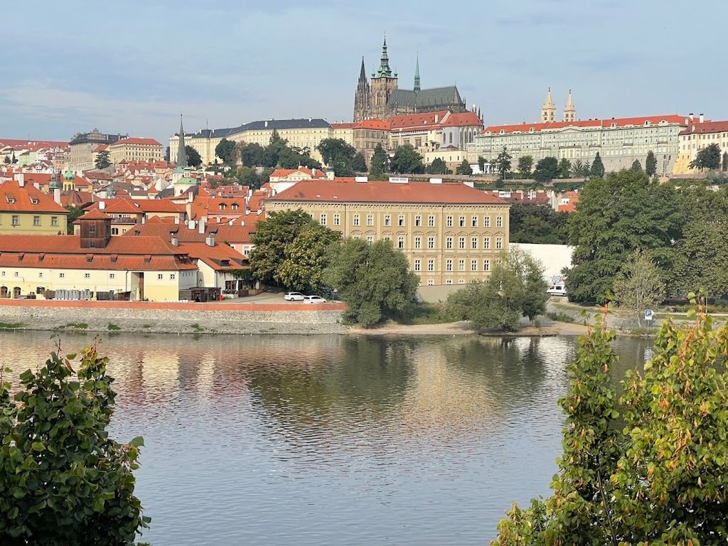 Four Seasons Hotel Prague – Photo 6