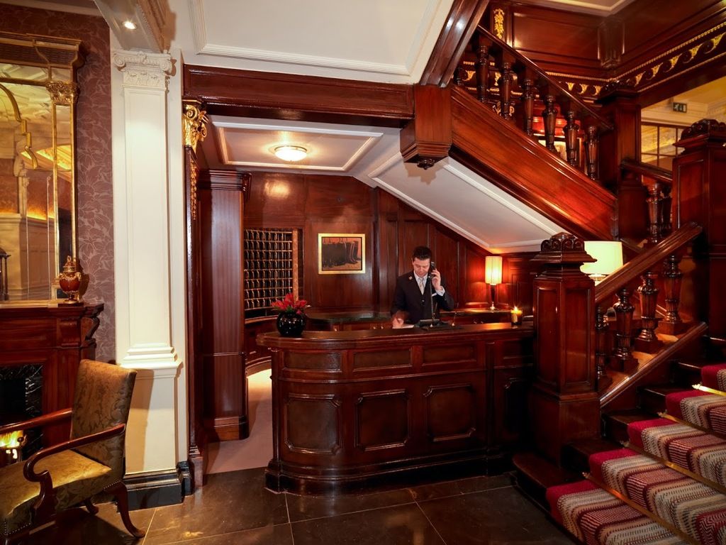The Connaught – Photo 5
