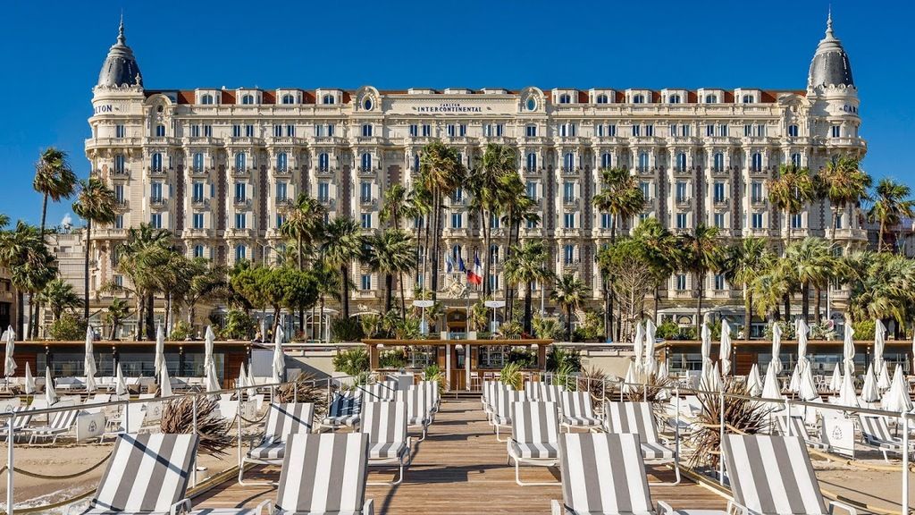Carlton Cannes, a Regent Hotel – Photo 2
