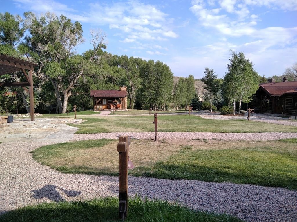 Magee Homestead – Photo 5