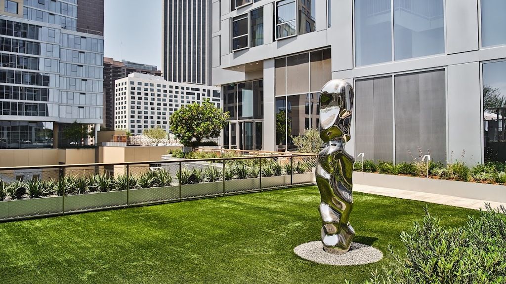 Conrad Los Angeles – Photo 6