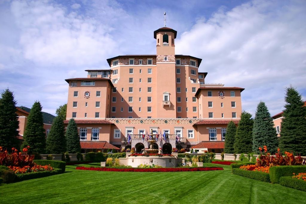 The Broadmoor – Photo 2