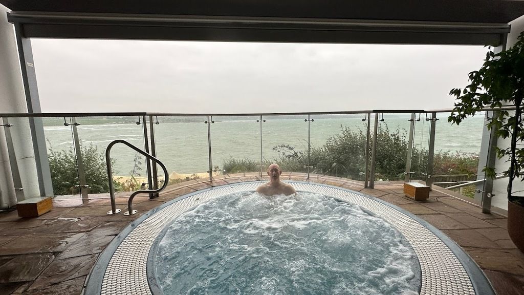 Cliff House Hotel, an SLH Hotel – Photo 3