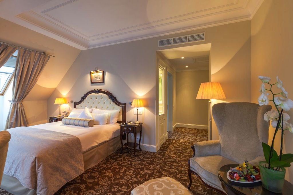The State Hermitage Museum Official Hotel – Photo 2