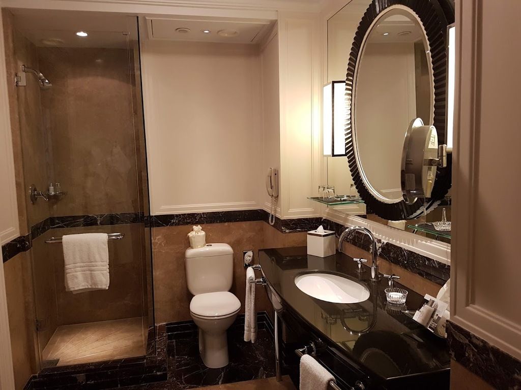 Four Seasons Hotel Gresham Palace Budapest – Photo 4