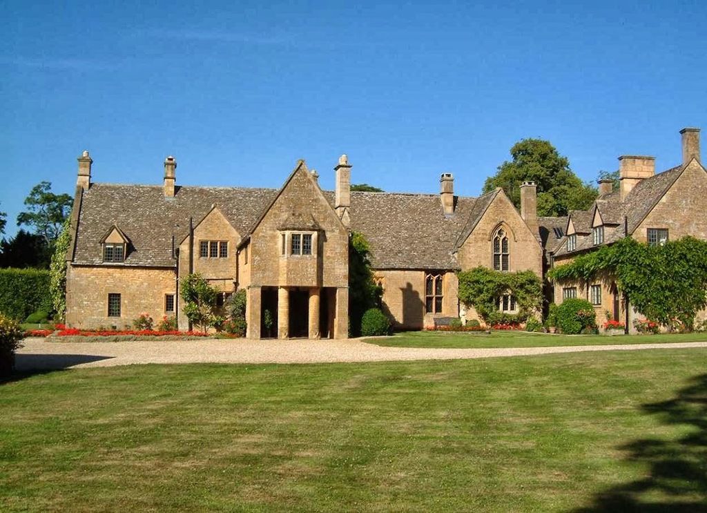 Abbots Grange Manor House