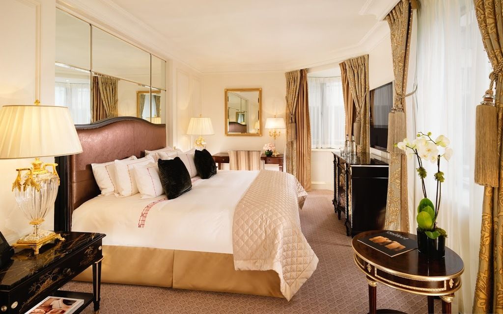 The Dorchester – Photo 2