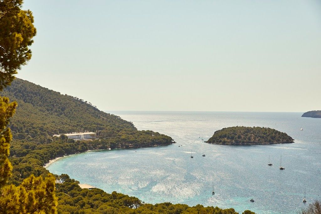 Four Seasons Resort Mallorca at Formentor – Photo 3
