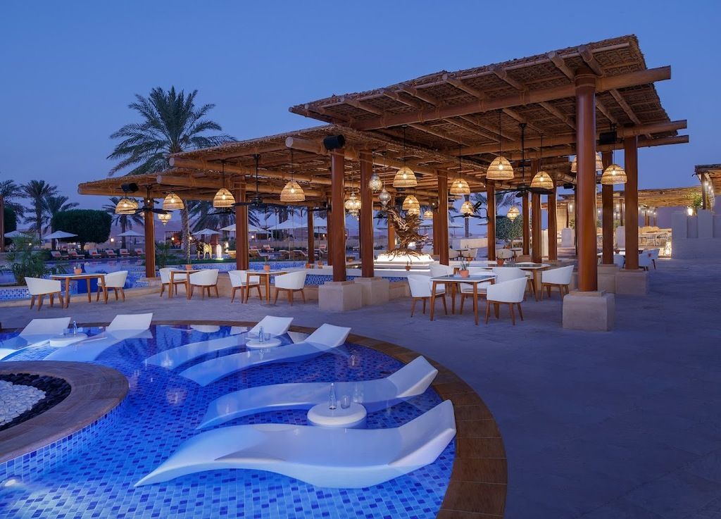 Qasr Al Sarab Desert Resort by Anantara – Photo 6