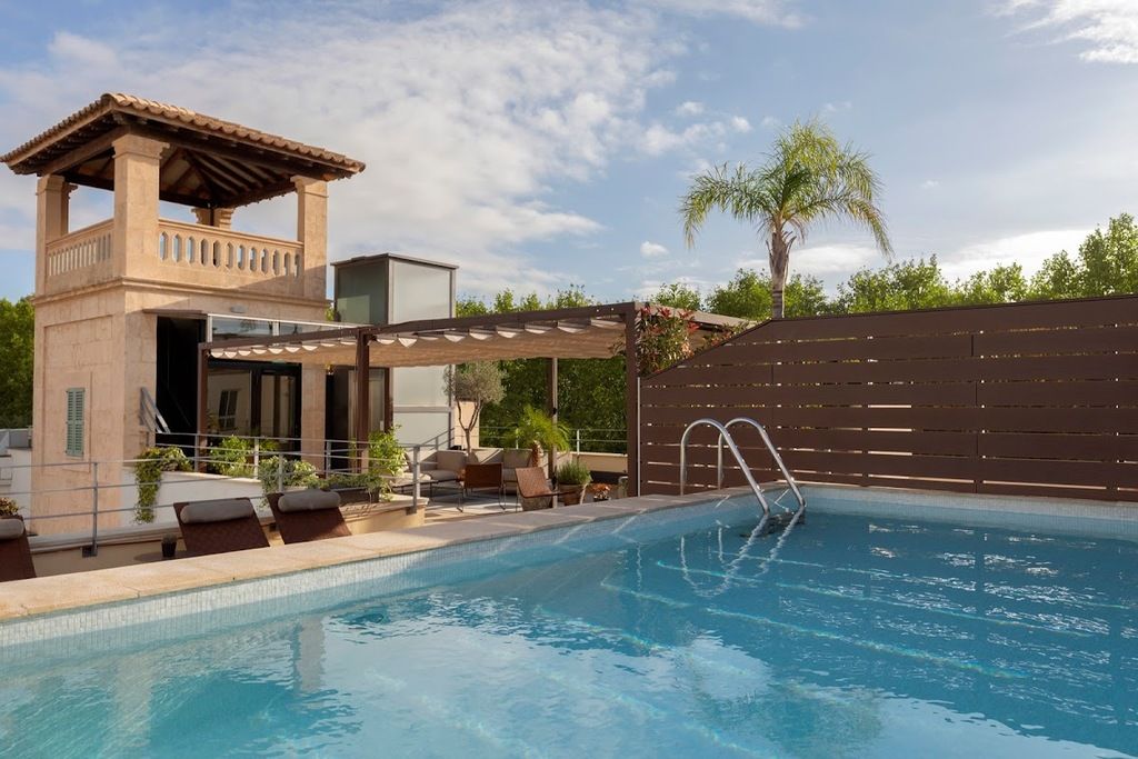 Can Alomar Urban Luxury Retreat – Photo 3