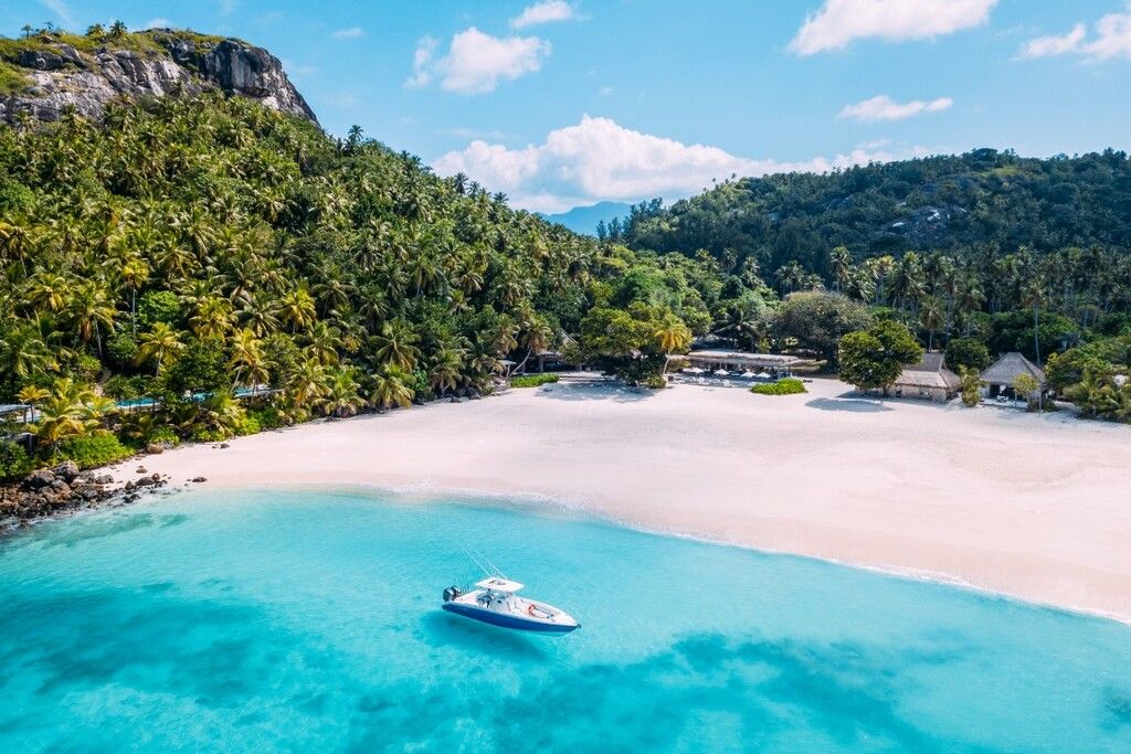 North Island, a Luxury Collection Resort, Seychelles – Photo 6
