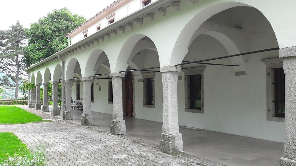 Gostilna pri Lojzetu - Dvorec Zemono – Photo 4