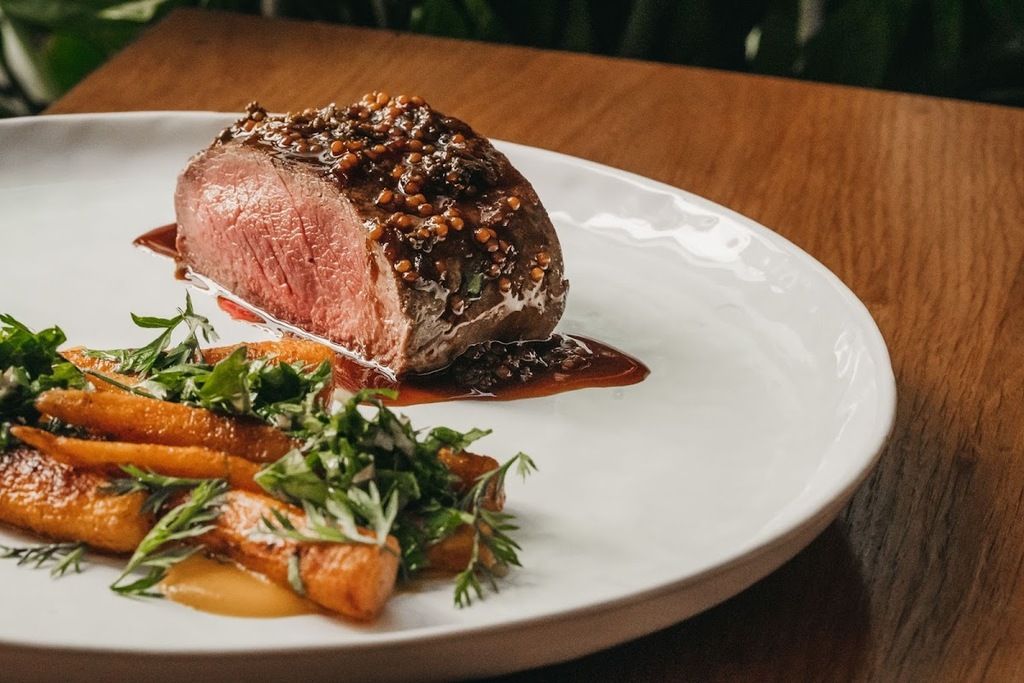 42 Restaurant – Photo 4
