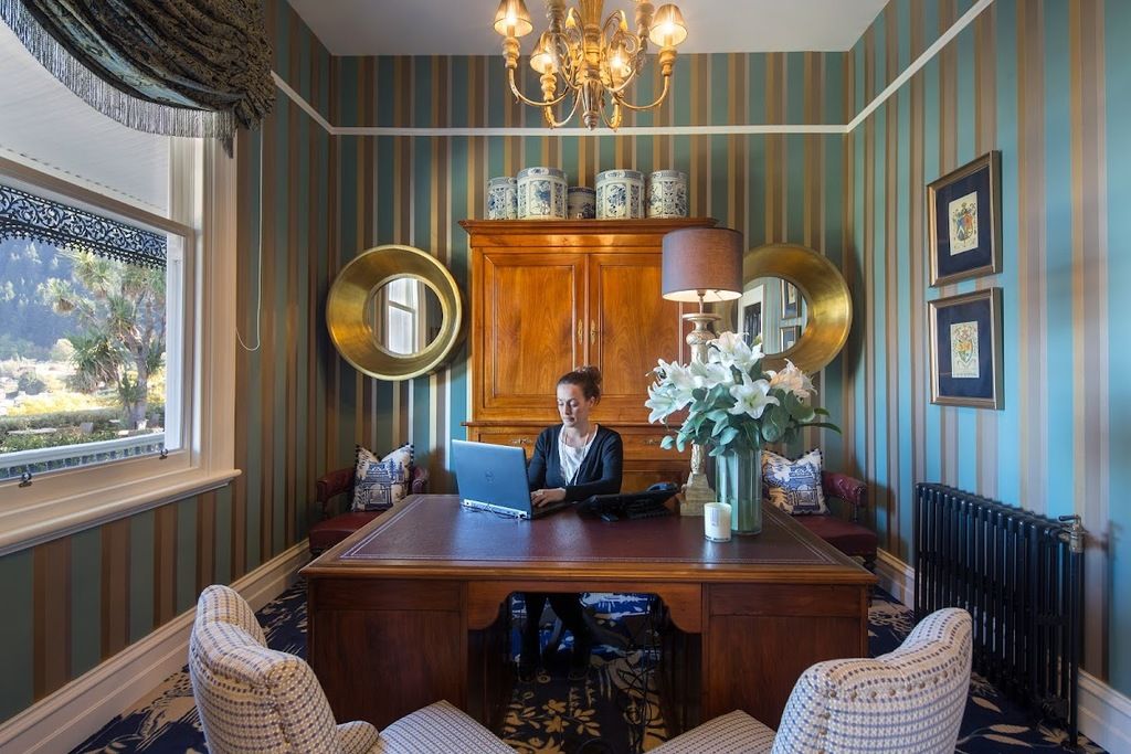 Hulbert House: Award Winning Queenstown Luxury Boutique Lodge – Photo 6