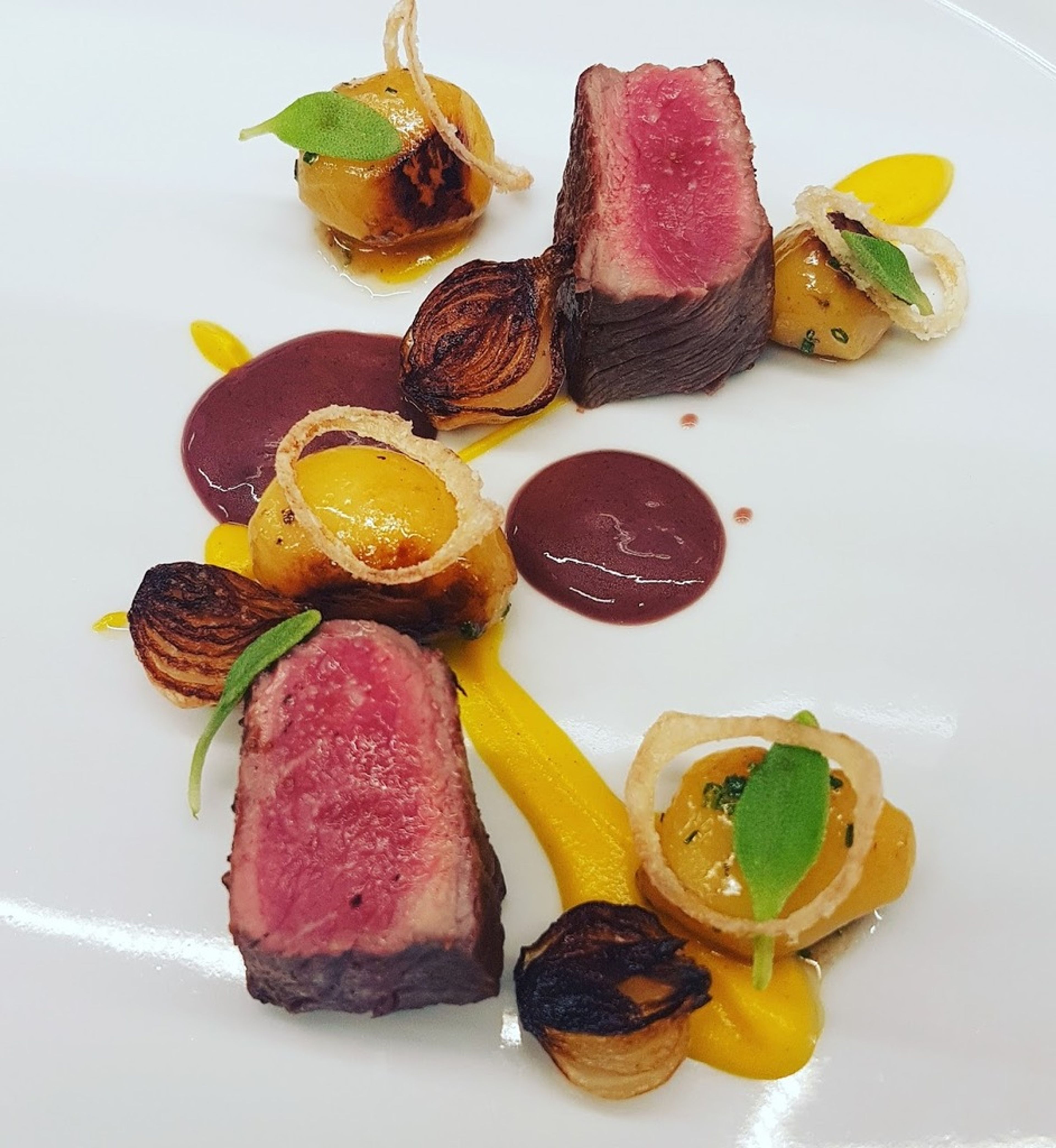 Erna's Elderberry House Restaurant