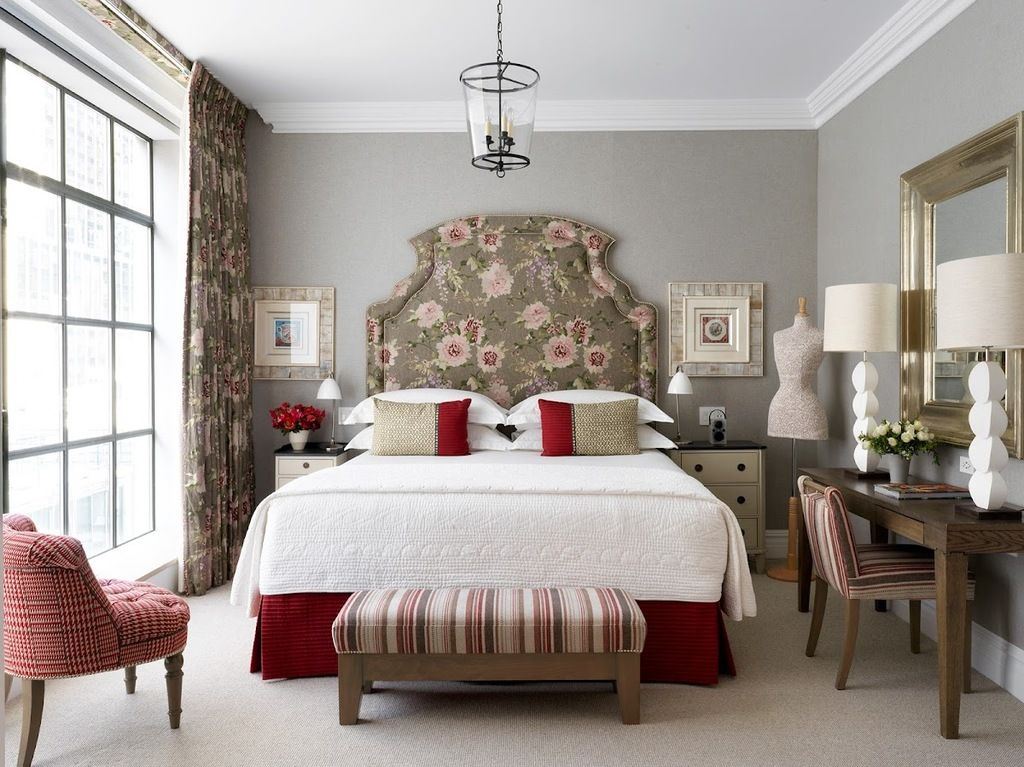 The Whitby Hotel – Photo 2