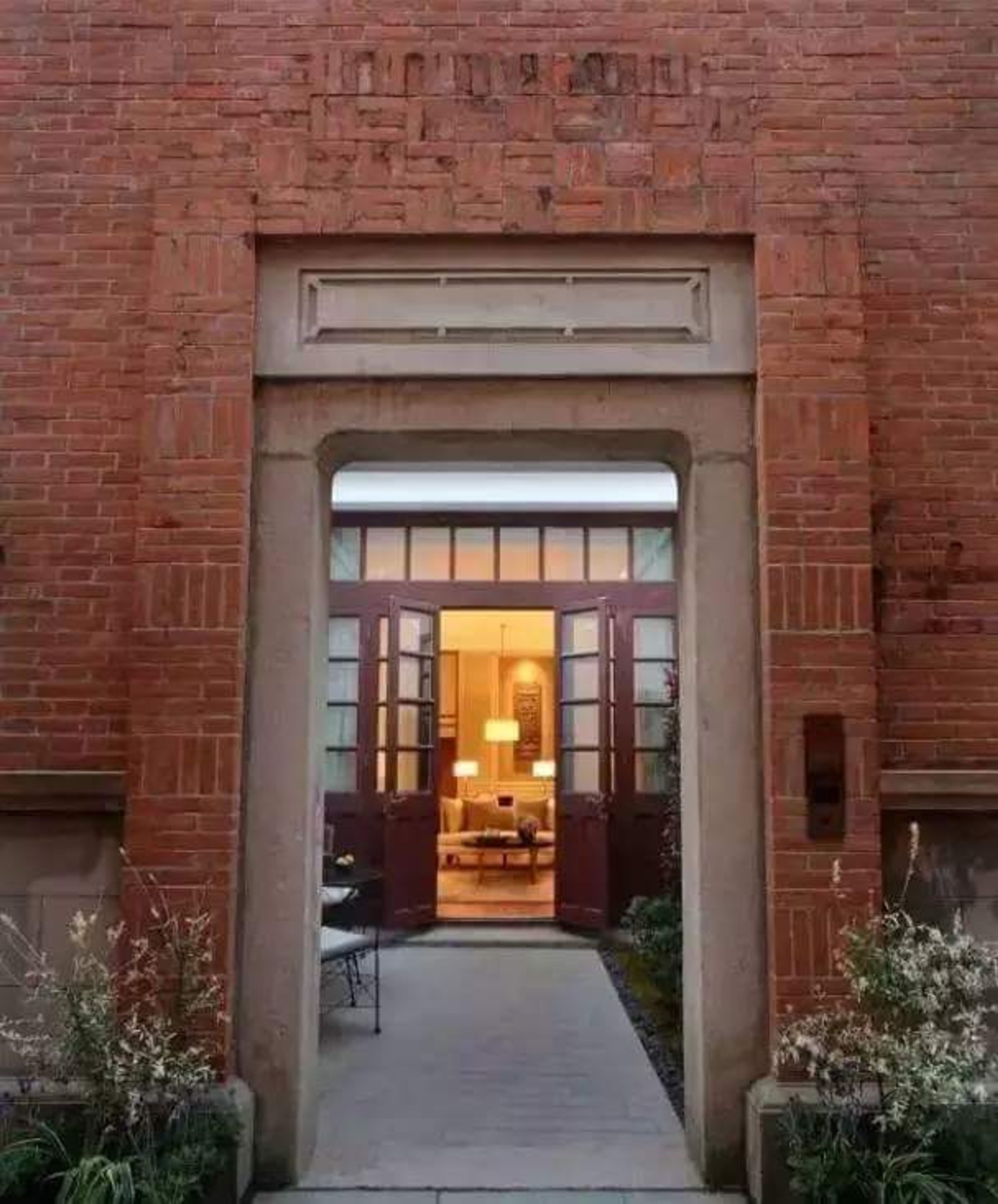 Le Comptoir de Pierre Gagnaire at Shanghai Jianyeli Capella Hotel