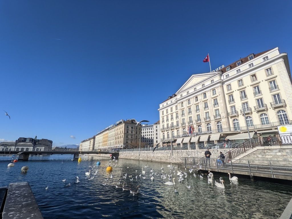 Four Seasons Hotel des Bergues Geneva – Photo 6