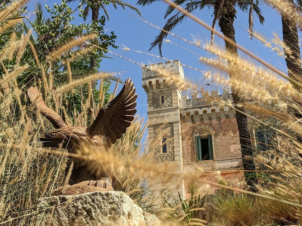 Castle Elvira – Photo 6