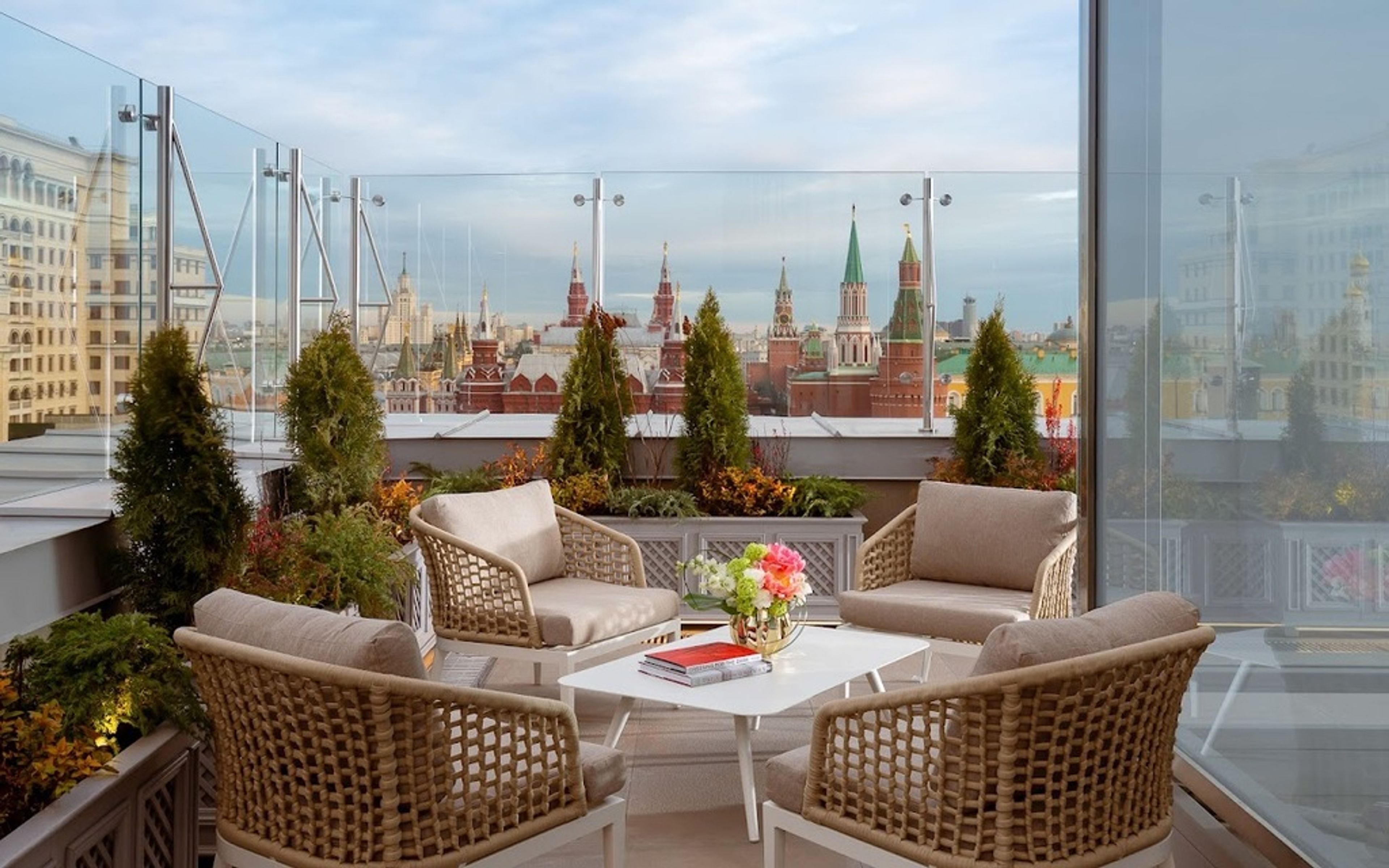 The Carlton, Moscow