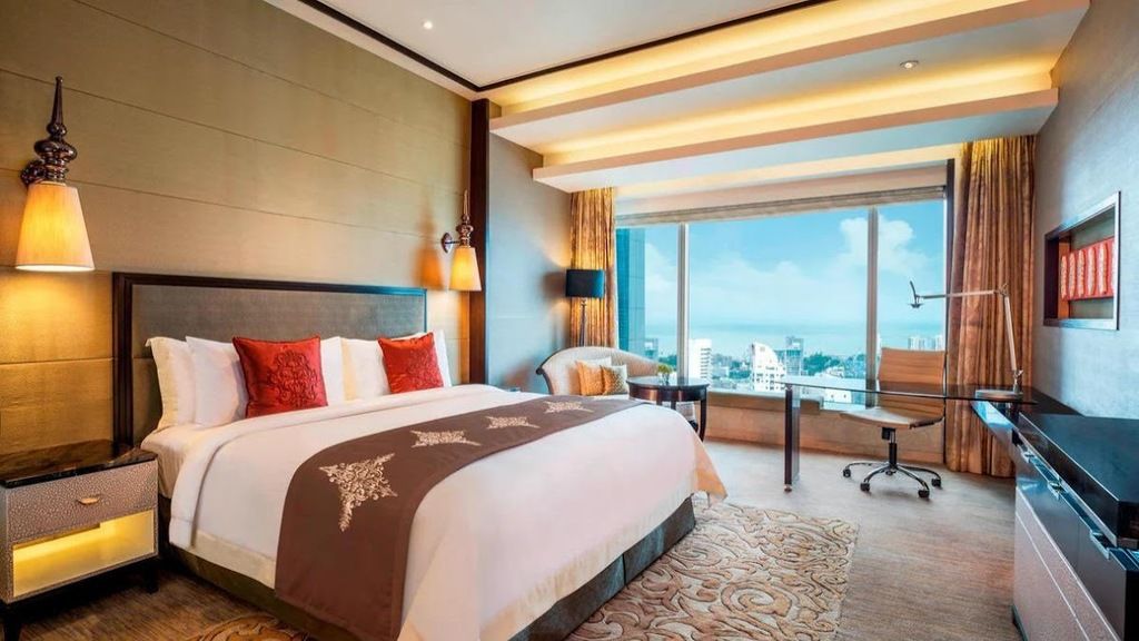 The St. Regis Mumbai – Photo 2