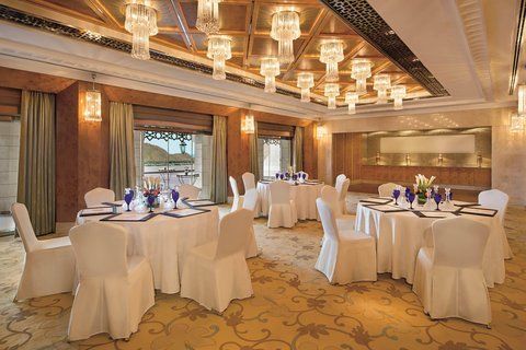 Al Bustan Palace, a Ritz-Carlton Hotel – Photo 6