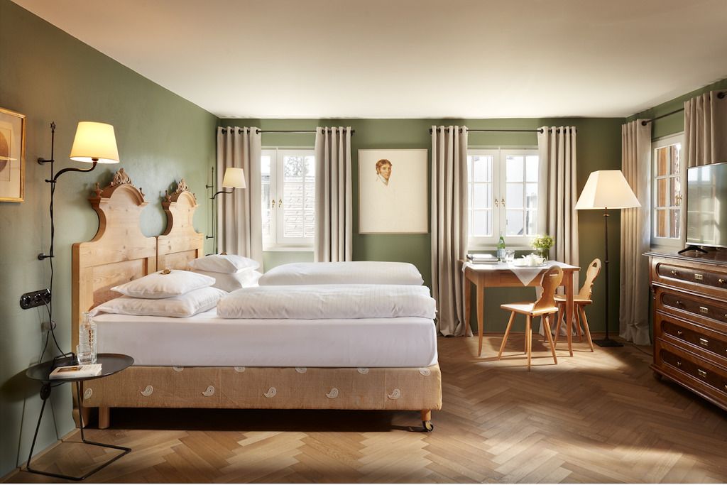 Hotel Hirschen · Fine Hotel, Restaurant & Spa · Schwarzenberg – Photo 2