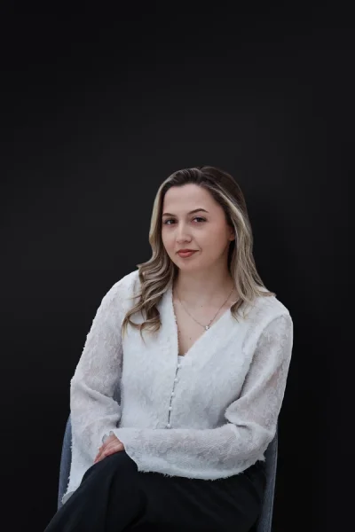 Valmira Nura