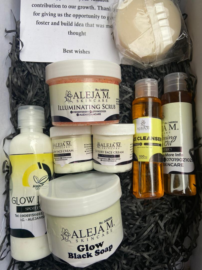 Glow X sunburn set (brightens dark skinned color), Aleja Skincare