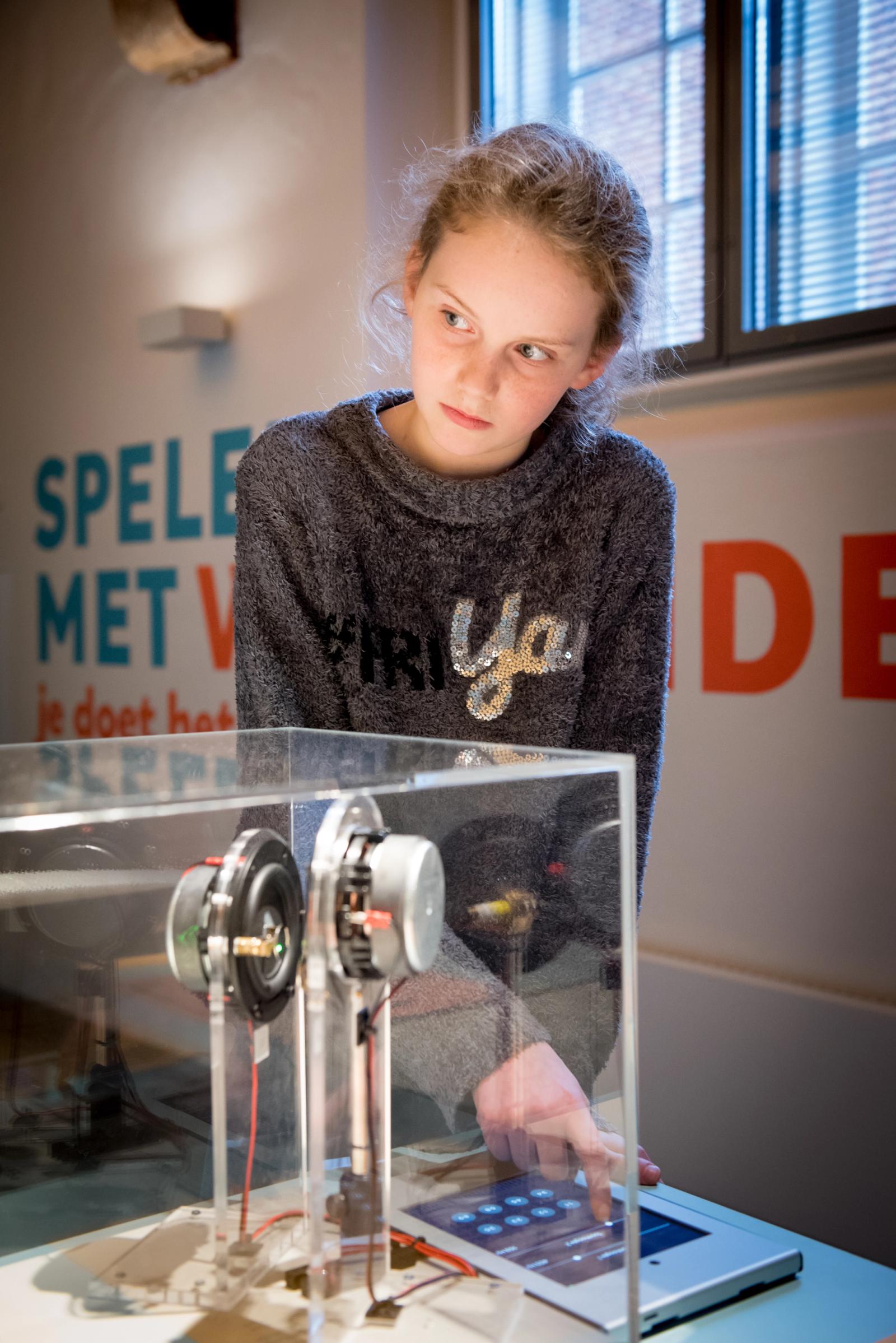 Playing with Mathematics - Rijksmuseum Boerhaave