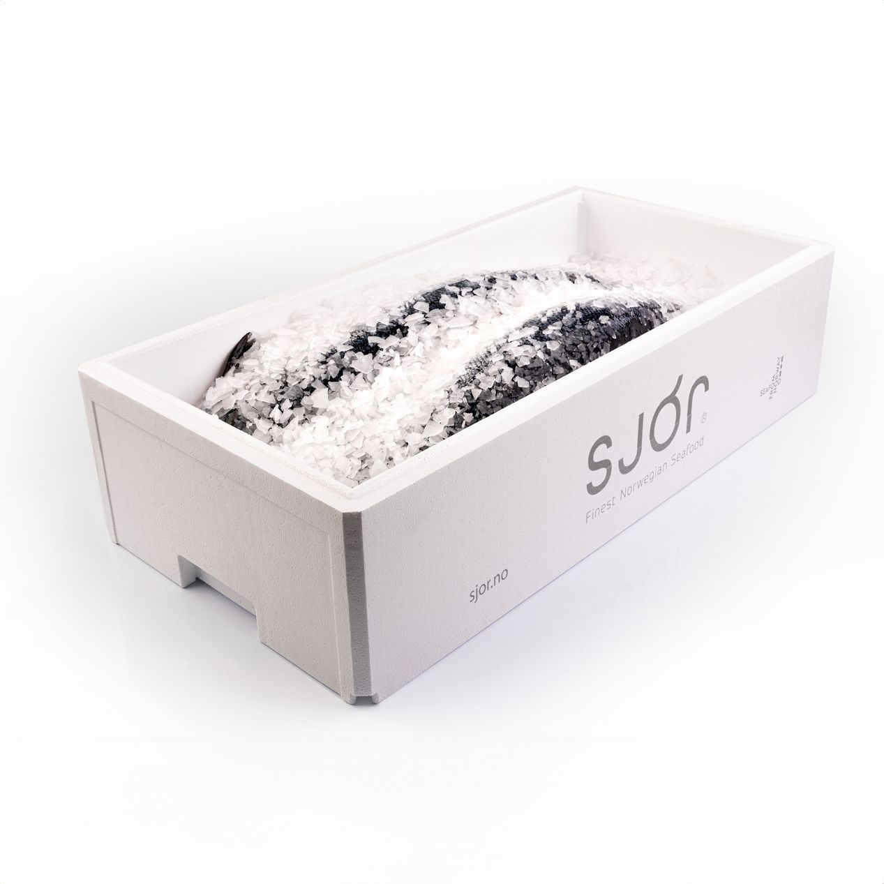 Heil sløyd laks, med hovud