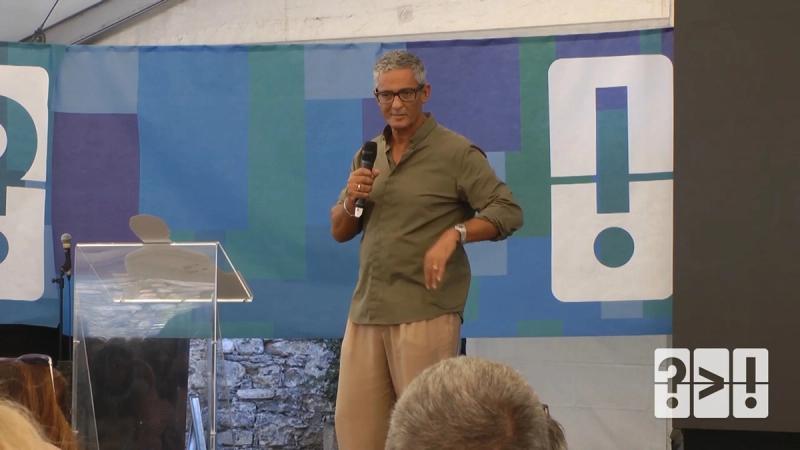 Copertina di Premio Comunicazione a Fiorello