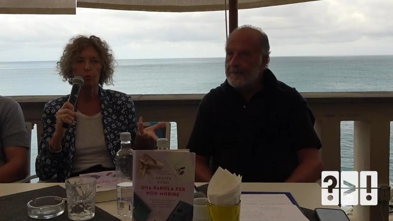 Copertina di Le intuizioni di una detective per caso