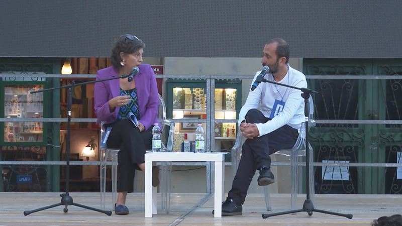 Copertina di Donne nella scienza: è ancora una sfida?