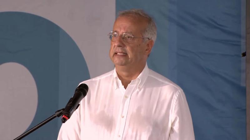 Copertina di Le connessioni tra politica, cultura e società civile