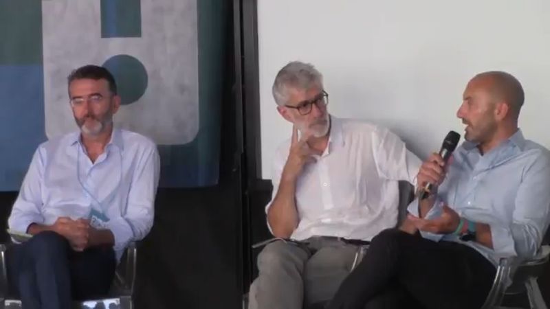 Copertina di Aziende e media company