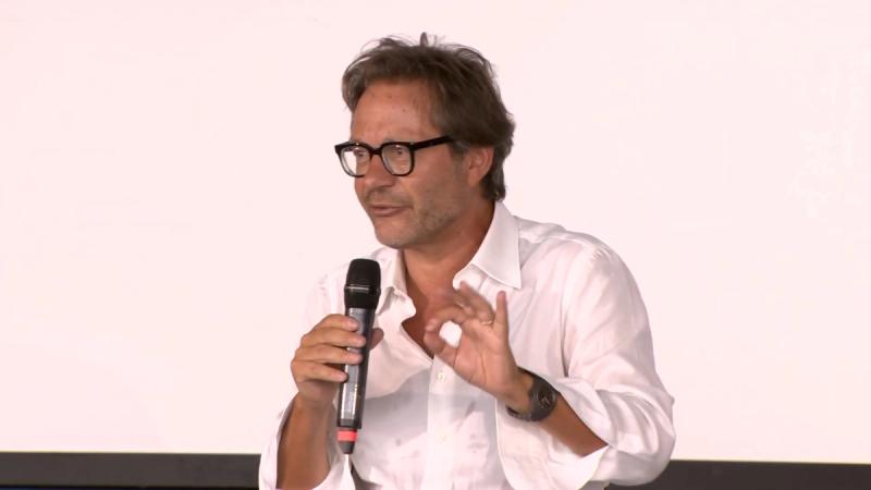 Copertina di Connessioni tra le generazioni