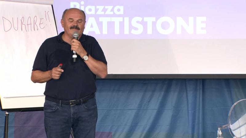 Copertina di Da on land a on line