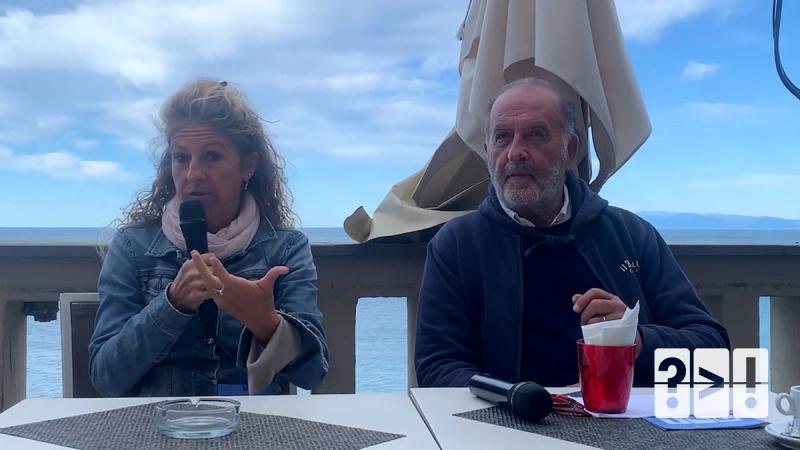 Copertina di La meraviglia delle scogliere coralline